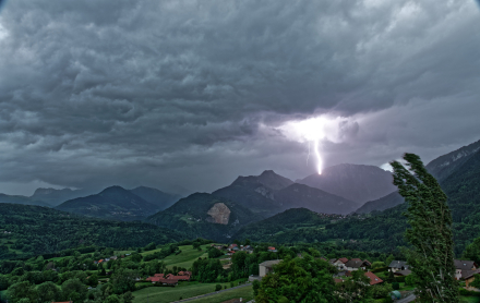 Impact de Foudre sur le Mont Ouzon - Reyvroz - Haute-Savoie - 27/05/18