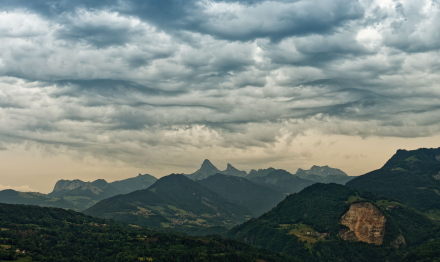 Ciel menaçant dans le Chablais - 28/06/24
