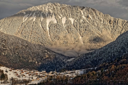 La Vernaz face au Mont Ouzon - Haute-Savoie - 04/04/19