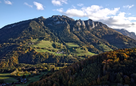 Reyvroz en Automne - Photo prise en Drône - Haute-Savoie - 21/10/21