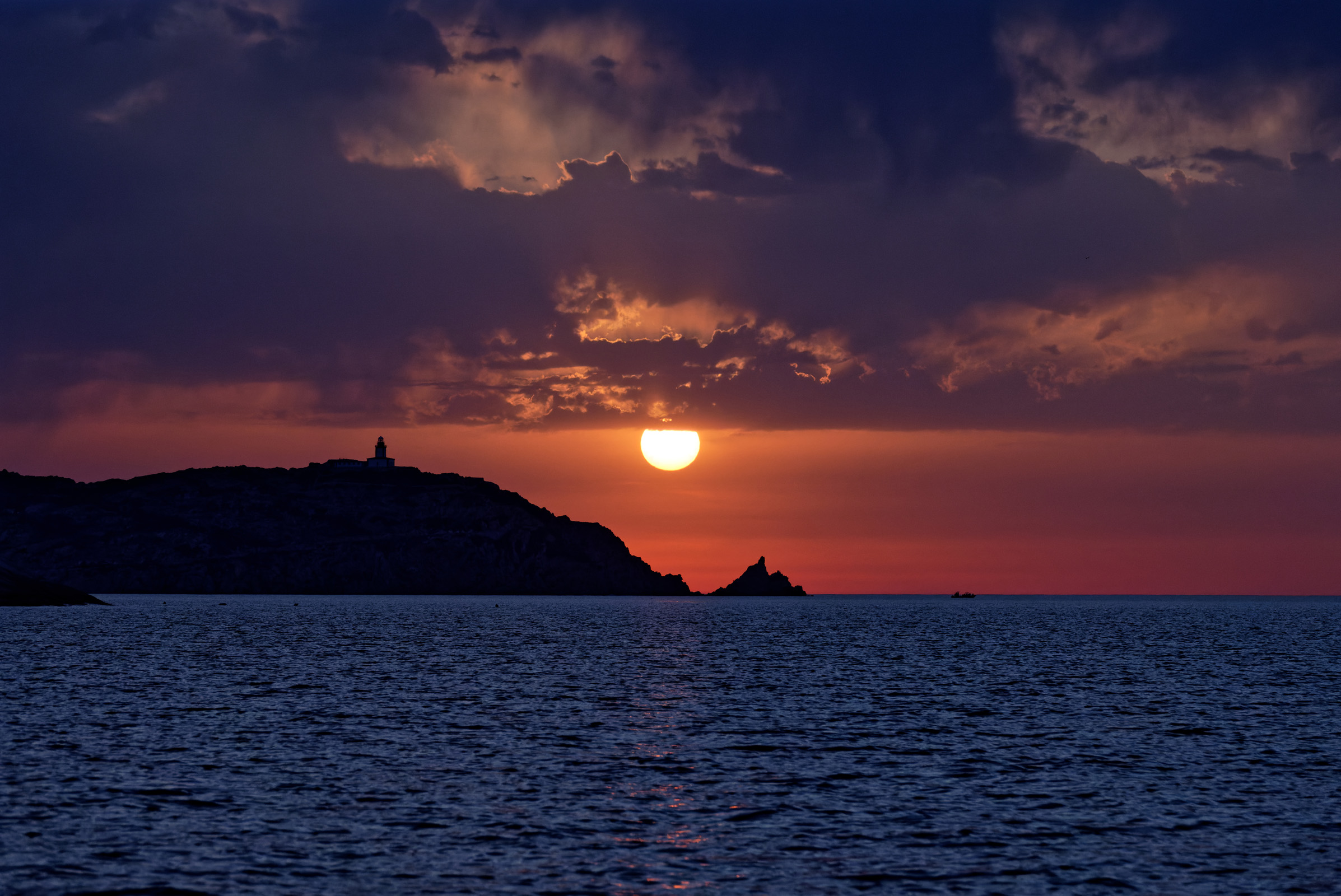 23-05-22 - Coucher de soleil depuis la baie de Calvi - Corse