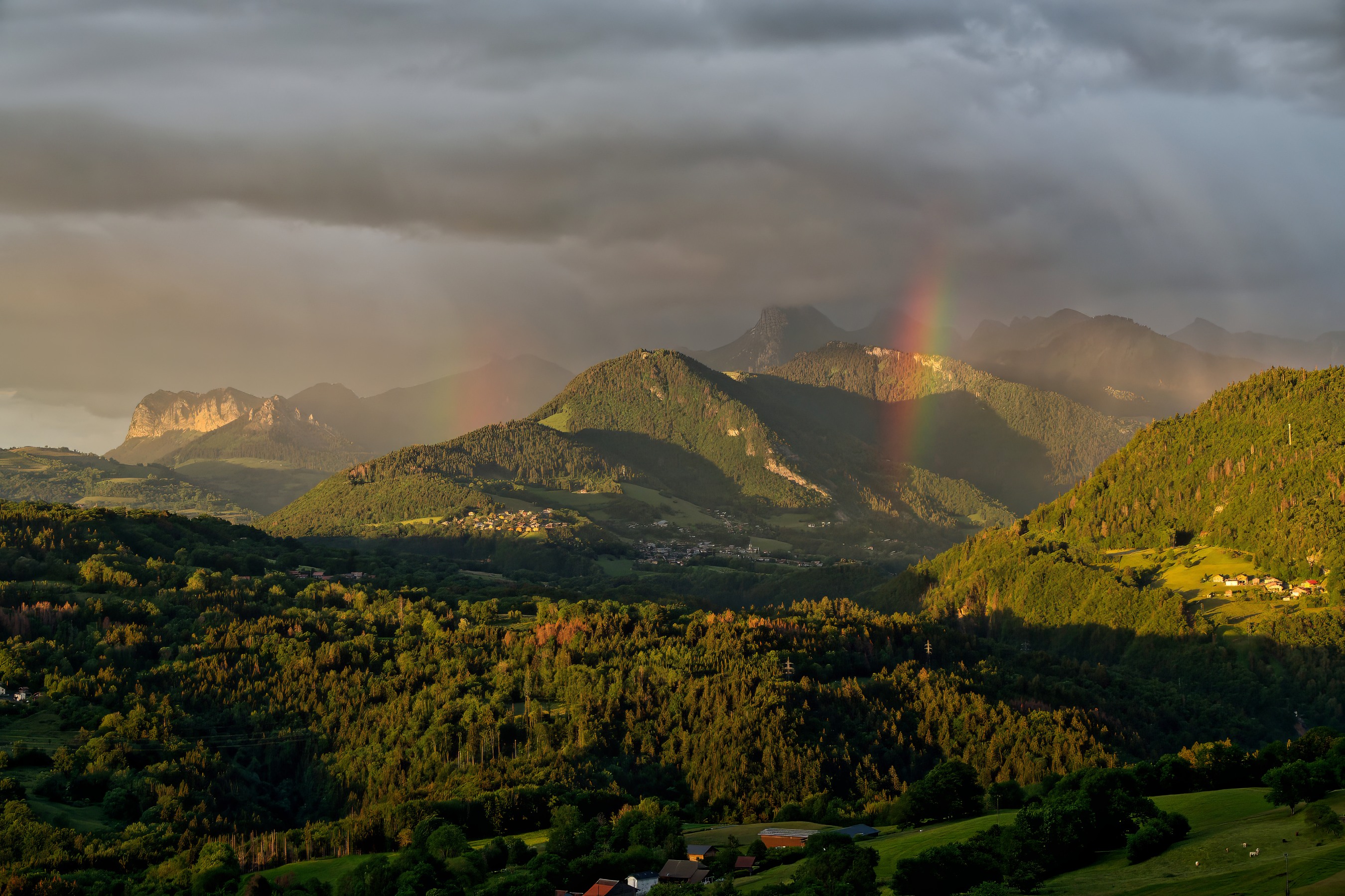 Deux arcs-en-ciel en face de Reyvroz - 12/06/24